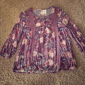 Floral maternity blouse